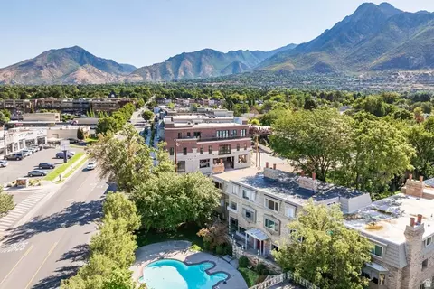 View/Area - 2220 E Murray Holladay Rd #80, Holladay, UT 84117 photo 3 of 10
