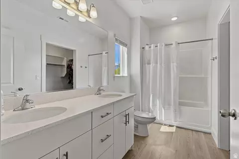 Bath - 1927 S 1280 W, Logan, UT 84321 photo 3 of 3
