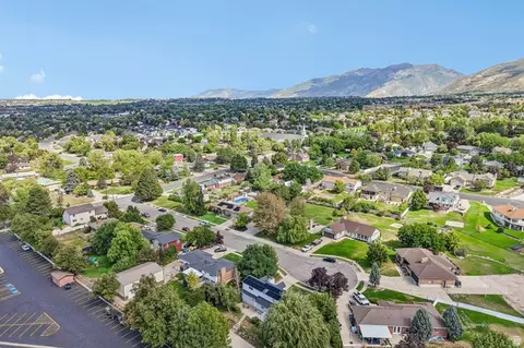 View/Area - 178 N 1500 E, Layton, UT 84040 photo 6 of 9