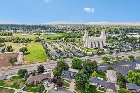 View/Area - 178 N 1500 E, Layton, UT 84040 photo 2 of 9