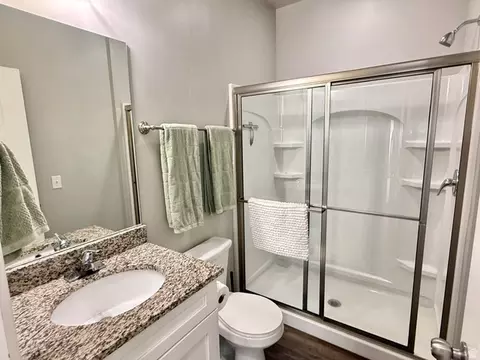 Bath - 661 E 355 N, Vineyard, UT 84059 photo 3 of 3
