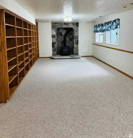 Living - 160 N Palisade Dr, Orem, UT 84097 photo 4 of 4