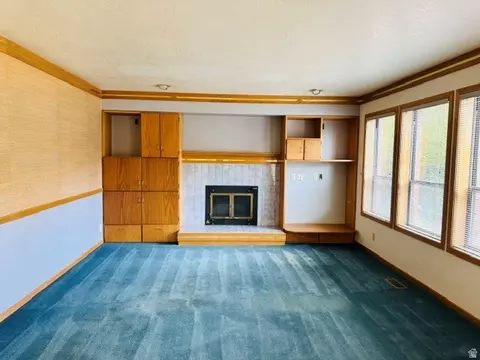 Living - 160 N Palisade Dr, Orem, UT 84097 photo 2 of 4