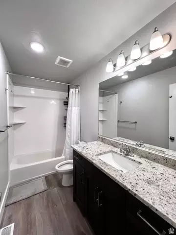 Bath - 579 W 440 N, Smithfield, UT 84335 photo 2 of 3