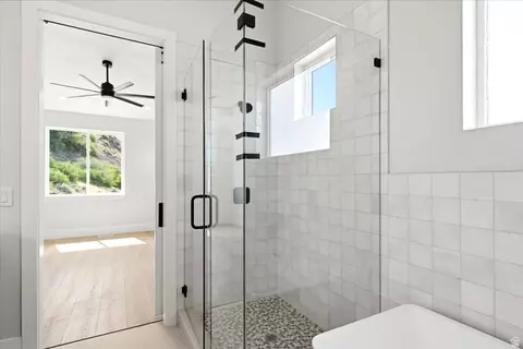 Bath - 571 S Elena Ln, Ogden, UT 84404 photo 3 of 5