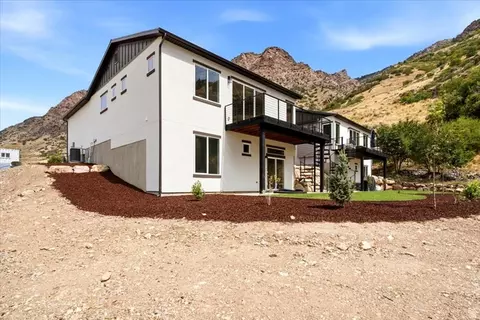 Exterior - 571 S Elena Ln, Ogden, UT 84404 photo 5 of 6