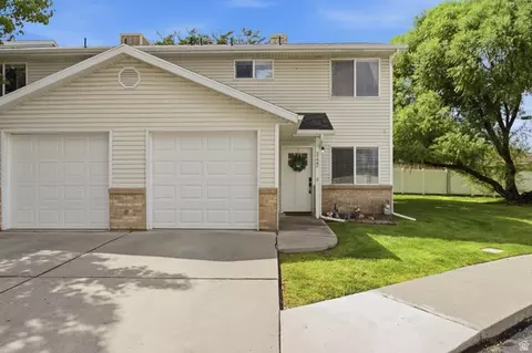 3122 S Buena Verde Ln, Magna, UT 84044