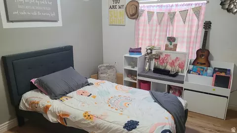 Bedroom - 1053 S Killarney Dr, Syracuse, UT 84075 photo 3 of 5