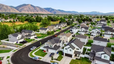 View/Area - 1428 W Creekside Dr, Logan, UT 84321 photo 2 of 2