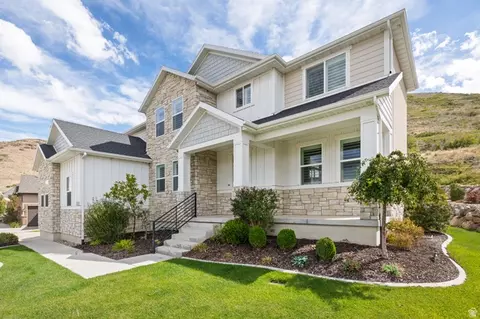 6717 W Buck Ridge Dr S, Herriman, UT 84096