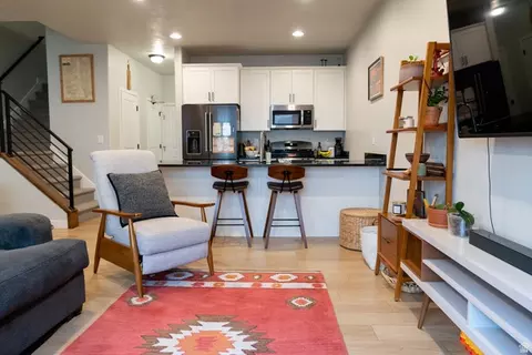 15018 S Wild Horse Way W, Bluffdale, UT 84065