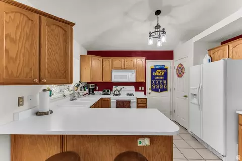 Kitchen - 838 Williams Ct, Millcreek, UT 84107 photo 2 of 4