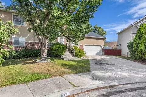 Exterior - 838 Williams Ct, Millcreek, UT 84107 photo 2 of 7
