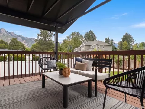 Exterior - 1860 E Spring Ln S, Holladay, UT 84117 photo 5 of 11