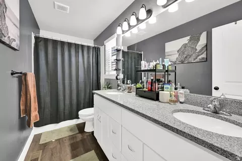 Bath - 436 N 660 E, Ogden, UT 84404 photo 3 of 3