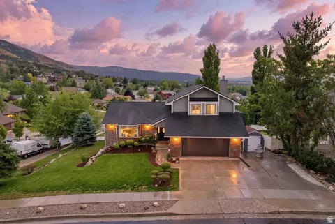 View/Area - 132 E 2050 N, Centerville, UT 84014 photo 1 of 8