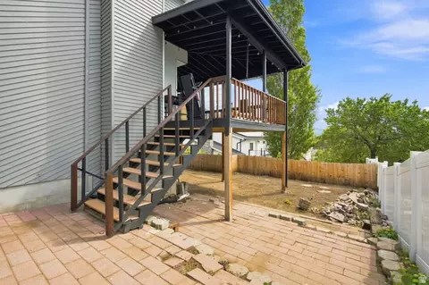 Exterior - 132 E 2050 N, Centerville, UT 84014 photo 11 of 11