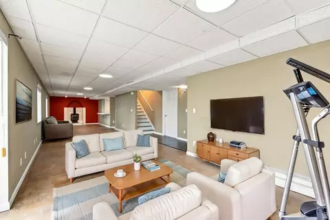Living - 132 E 2050 N, Centerville, UT 84014 photo 1 of 3