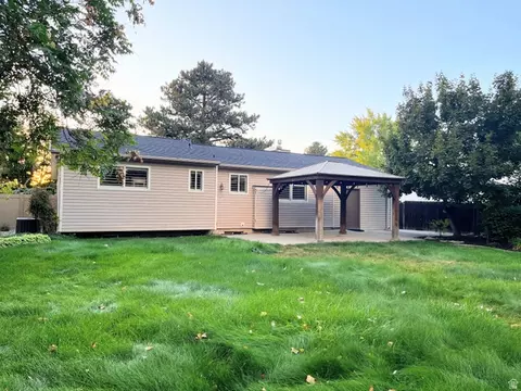 Exterior - 9231 S 1520 Res Res E, Sandy, UT 84092 photo 8 of 15