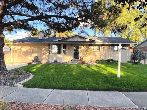 Exterior - 9231 S 1520 Res Res E, Sandy, UT 84092 photo 5 of 15