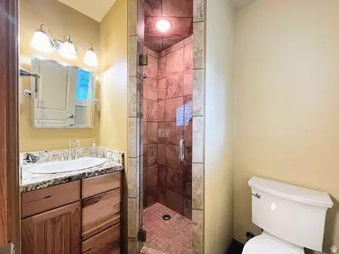 Bath - 9231 S 1520 Res Res E, Sandy, UT 84092 photo 1 of 6