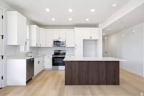 Kitchen - 717 W Coho Ln S #201-2F, Midvale, UT 84047 photo 2 of 2