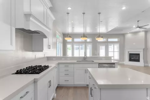 Kitchen - 25 E 3990 N, Provo, UT 84604 photo 3 of 3