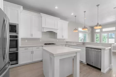 Kitchen - 25 E 3990 N, Provo, UT 84604 photo 2 of 3