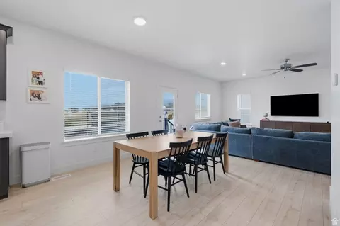 Dining - 519 E 720 N, Salem, UT 84653 photo 1 of 3
