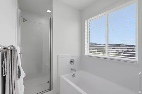 Bath - 519 E 720 N, Salem, UT 84653 photo 4 of 7