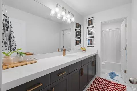Bath - 519 E 720 N, Salem, UT 84653 photo 7 of 7