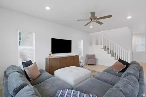 Living - 519 E 720 N, Salem, UT 84653 photo 8 of 8