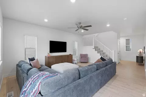 Living - 519 E 720 N, Salem, UT 84653 photo 7 of 8