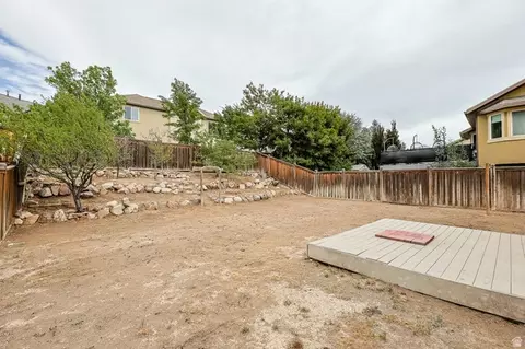 Exterior - 1803 E Walnut Grove Dr S, Draper, UT 84020 photo 3 of 10