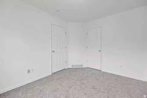 Bedroom - 1803 E Walnut Grove Dr S, Draper, UT 84020 photo 7 of 10
