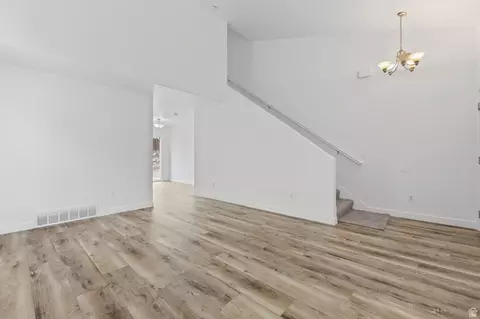 Living - 1803 E Walnut Grove Dr S, Draper, UT 84020 photo 3 of 4