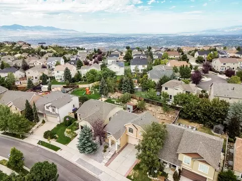 View/Area - 1803 E Walnut Grove Dr S, Draper, UT 84020 photo 2 of 6