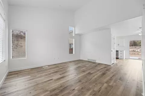 Living - 1803 E Walnut Grove Dr S, Draper, UT 84020 photo 1 of 4