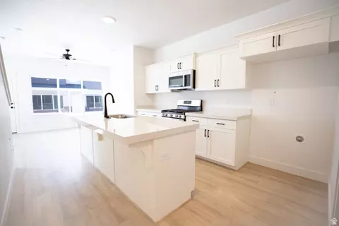 Kitchen - 1184 E Goldie Lou Ln UNIT EAGLE, Eagle Mountain, UT 84005 photo 1 of 1