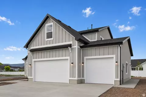 Exterior - 616 S 125 E, Hyde Park, UT 84318 photo 3 of 4