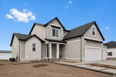 Exterior - 616 S 125 E, Hyde Park, UT 84318 photo 2 of 4