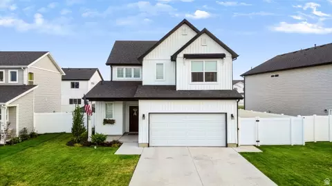 Exterior - 1466 W Creekside Dr, Logan, UT 84321 photo 2 of 8