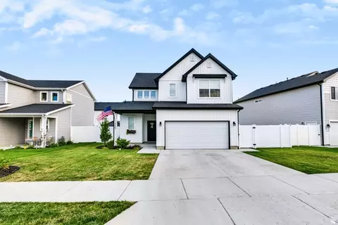 Exterior - 1466 W Creekside Dr, Logan, UT 84321 photo 5 of 8