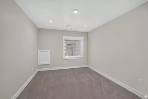 Bedroom - 15082 S Eagle Crest Dr, Draper, UT 84020 photo 6 of 7