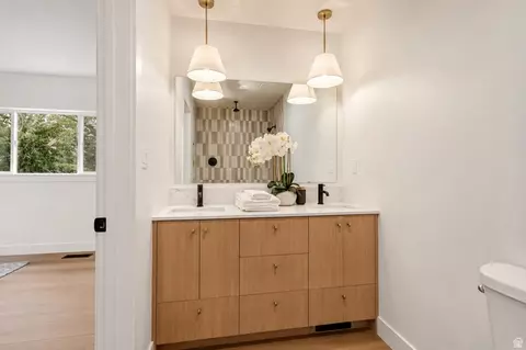 Bath - 795 E Baker Dr, Midvale, UT 84047 photo 1 of 3
