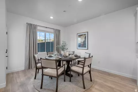 Dining - 1723 S Viewcrest #3158, Washington, UT 84780 photo 1 of 1