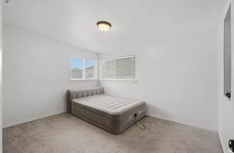 Bedroom - 5210 S 900 E, Murray, UT 84117 photo 4 of 7