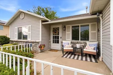 Exterior - 4036 W 5700 S, Roy, UT 84067 photo 2 of 10