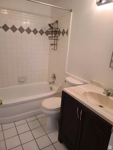 Bath - 4951 S Center St, Murray, UT 84107 photo 3 of 4