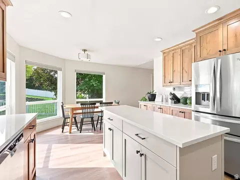 Kitchen - 356 E 570 N, Hyde Park, UT 84318 photo 3 of 4